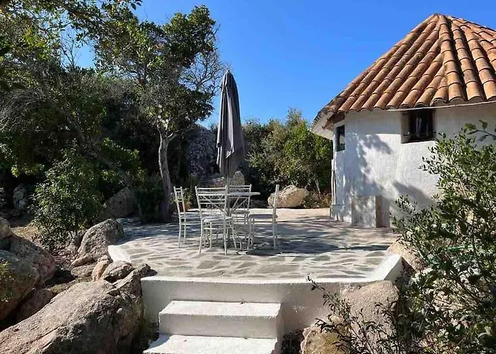 Maison De Dans Village Authentique Corse Hébergement de vacances Bonifacio (Corsica)