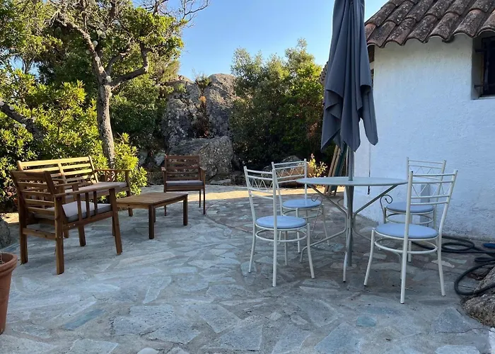 Maison De Dans Village Authentique Corse Hébergement de vacances Bonifacio (Corsica)